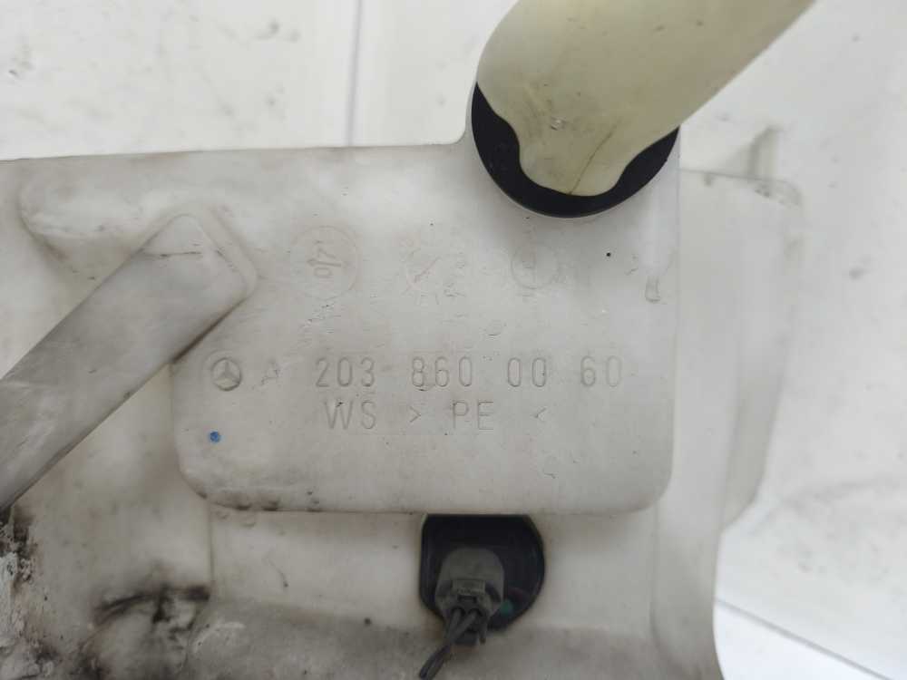 RESERVOIR LAVE GLACE MERCEDES  - Vue 2